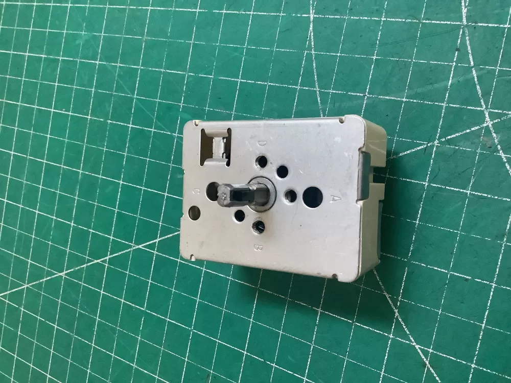 GE  Hotpoint  Kenmore  General Electric 164D1816P006 Range Switch