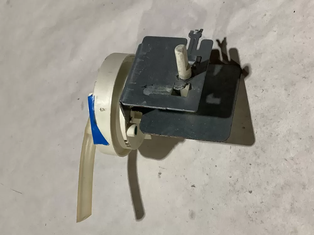 GE  Hotpoint WH12X10076  175D2290P062  AP2045906  771436  AH269802  EA269802  PS269802 Washer Pressure Switch