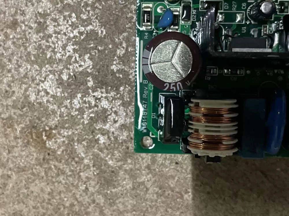 Whirlpool Maytag KitchenAid Kenmore Refrigerator Control Board AZ25658 | KM9