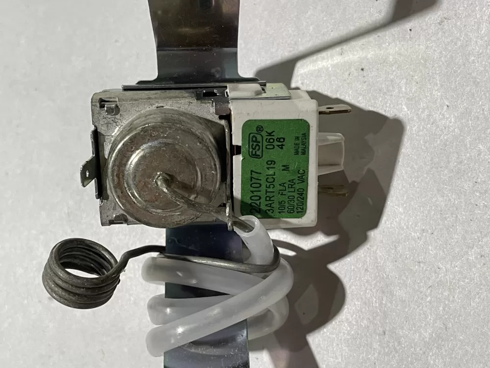 Whirlpool Kenmore 2201077 Refrigerator Thermostat AZ146588 | KM2462