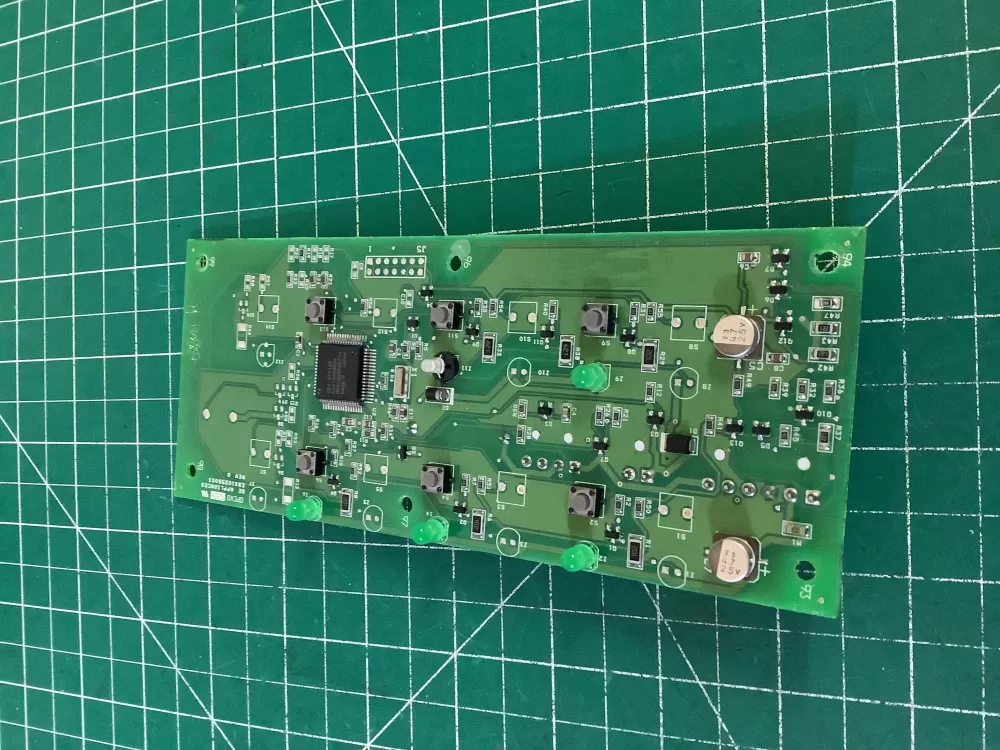 GE 197D4576G025 Refrigerator Control Board Dispenser AZ201789 | NR330