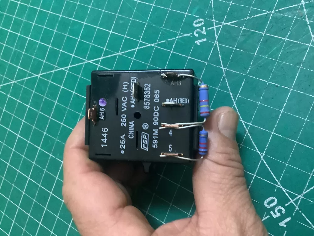 Maytag Whirlpool 8578352 Dryer Temperature Switch AZ220672 | SLA145