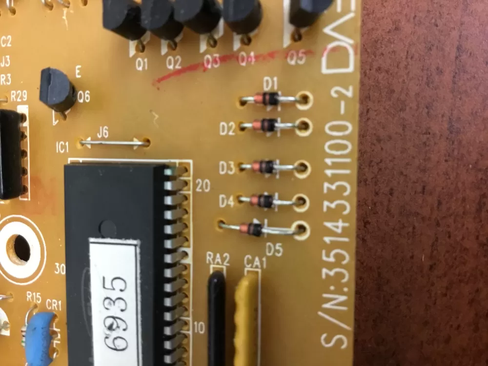 Magic Chef 3514331100-2 Microwave Control Board  AZ34436 | NR1704