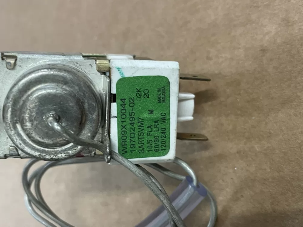 GE Temperature Control thermostat WR09X10044  AZ83627 | Wm38