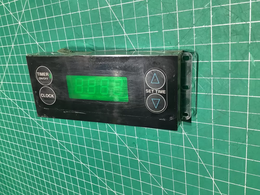 GE  Hotpoint 183D6328P001 SF5001 Stove Control Board