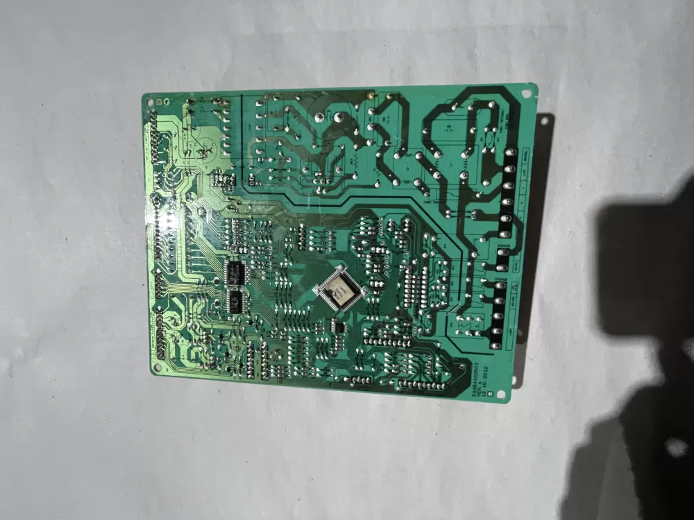 Kenmore EBR64110501 Refrigerator Main Control Board AZ204109 | KM2501