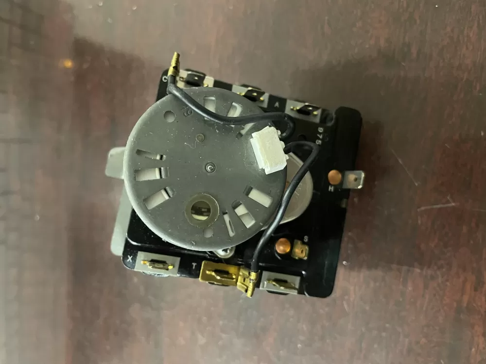 GE 572D520P019 WE4M189 Dryer Timer AZ37697 | KM238