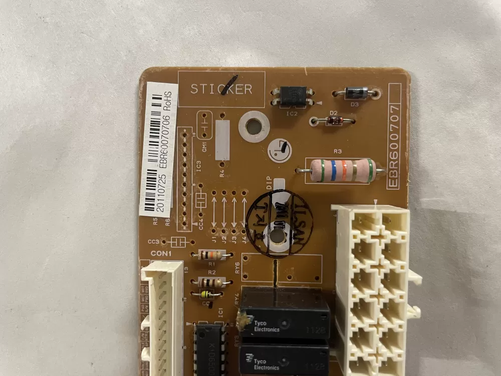LG Kenmore EBR60070706 Refrigerator Control Board AZ117139 | KM2169