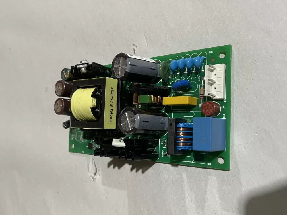 Frigidaire A05173002A AM-A051730A ERF030WP-01 A05173002 Refrigerator Control Board