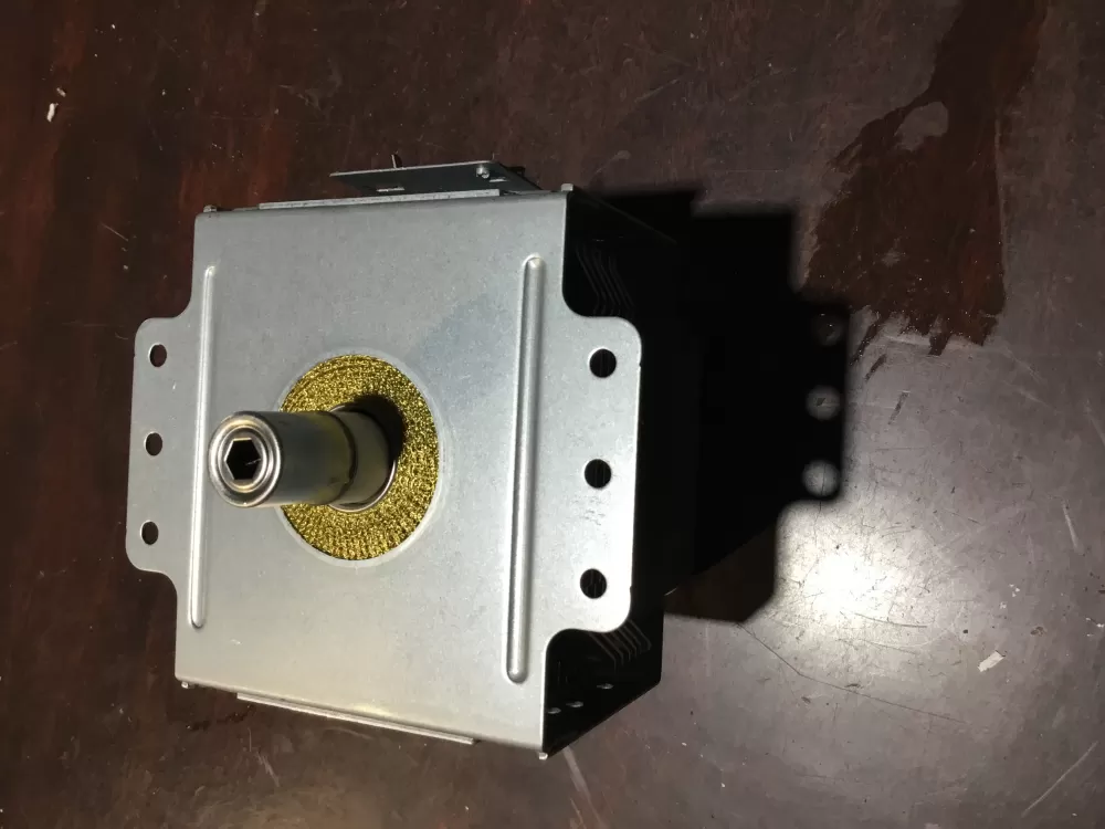 Midea  Toshiba 2M253J  WB27X11191  5304513456  2M319J  2M219J  20042652 Microwave Magnetron