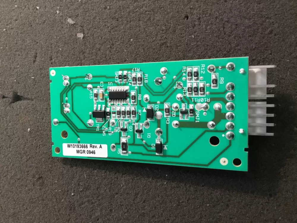 Whirlpool W10757851 4389102 Refrigerator Ice Control Board AZ100741 | NR133