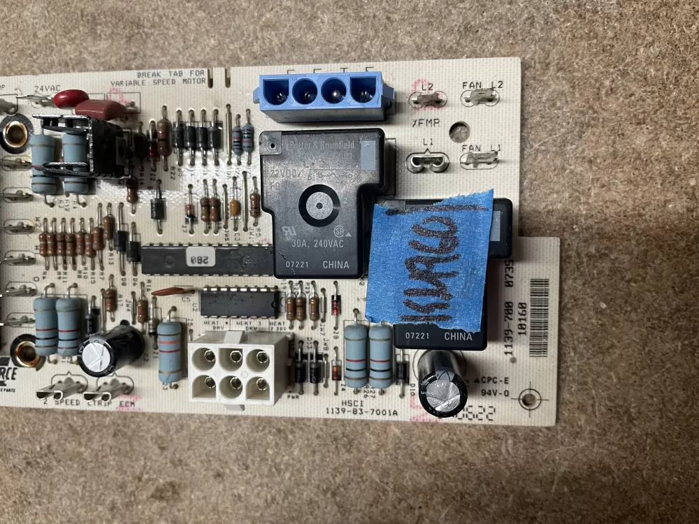 York Coleman 1139-700 1139-83-7002 / 10160 Furnace Control Board AZ15564 | KM960