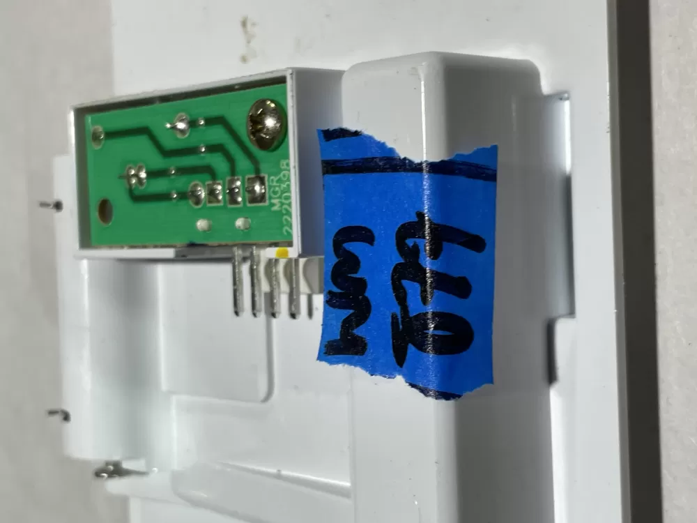 Kenmore KitchenAid 2220398 Refrigerator Control Board Ice AZ152214 | Wm877