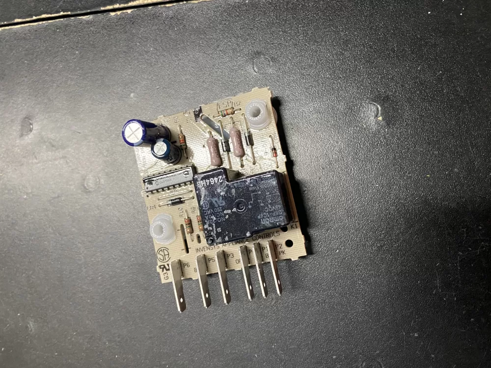 Whirlpool Maytag KitchenAid Refrigerator Control Board Defrost AZ23720 | BK775