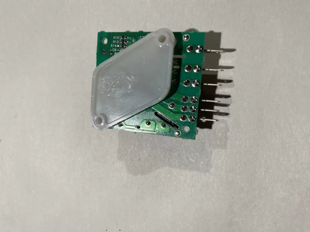 Whirlpool Kenmore 6105013 Refrigerator Control Board AZ130720 | BK1192