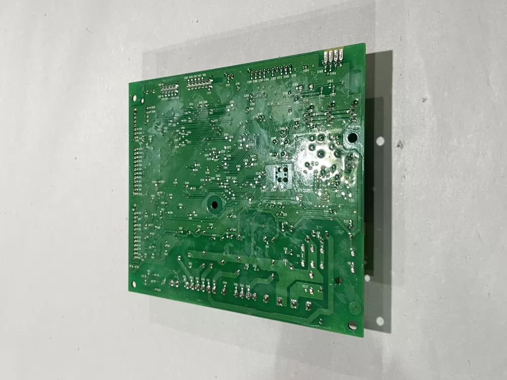 Frigidaire A07446366 Refrigerator Control Board AZ183431 | Wm2702