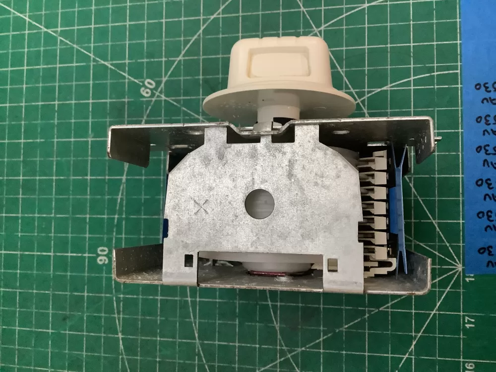 SpeedQueen 31239P Washer Timer Control AZ218348 | ARV530