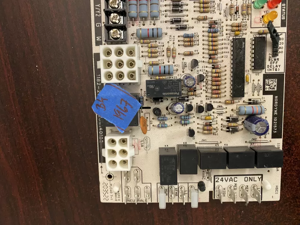 Nordyne 1039191 1182 216 Furnace Control Board Circuit AZ55674 | BK1967