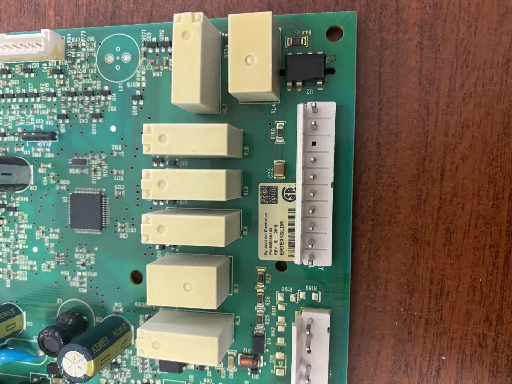 Frigidaire 5304522756 808069103 Refrigerator Control Board AZ30283 | BK196