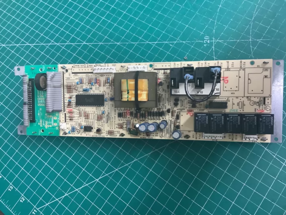 8507P012 Whirlpool Range Board - Control