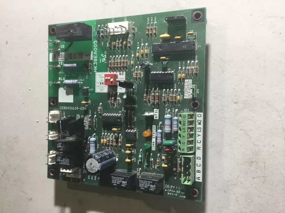 Carrier Bryant CEPL130634-01 Hk38ea005 Fan Control Board AZ44902 | NR853