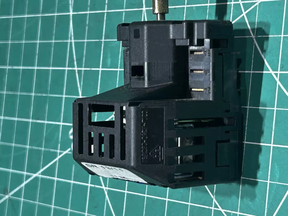 Maytag SR137 Range Infinite Switch