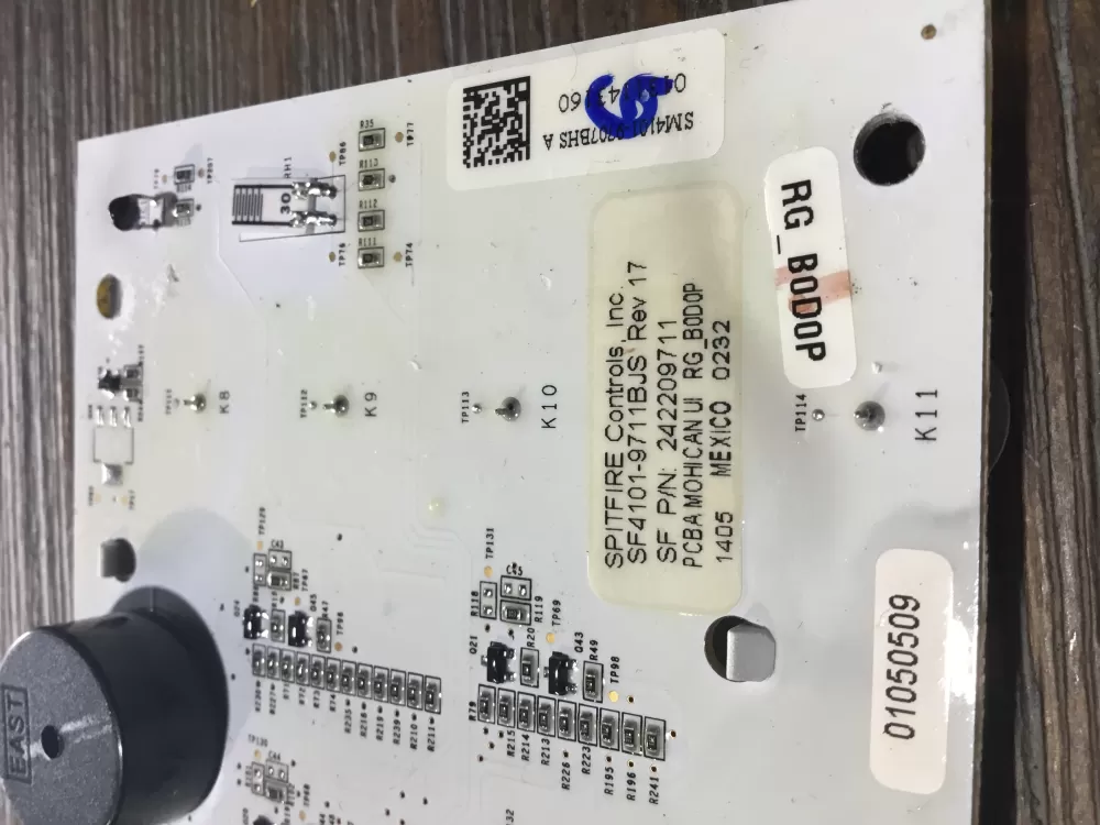 Electrolux 242209711 Refrigerator Control Board AZ50268 | NR1816