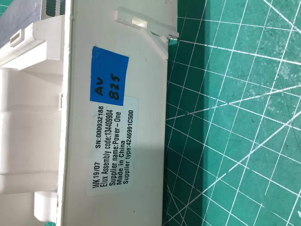 Frigidaire Kenmore 5304504863 4246991 Washer Control Board AZ186474 | AV825