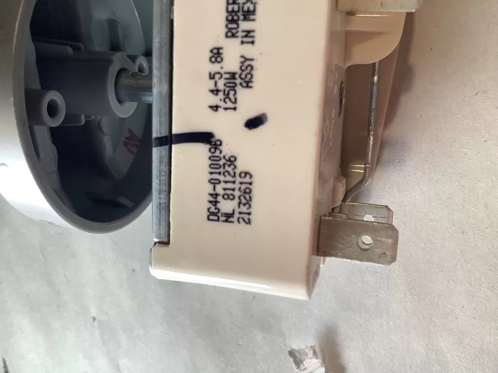 Samsung DG44-01009B Range Control Board Switch