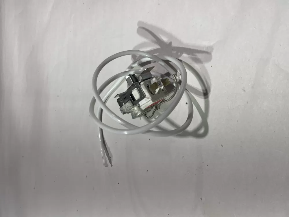 Westinghouse PS8769007 Thermostat Cold Control AZ145790 | Wm2435