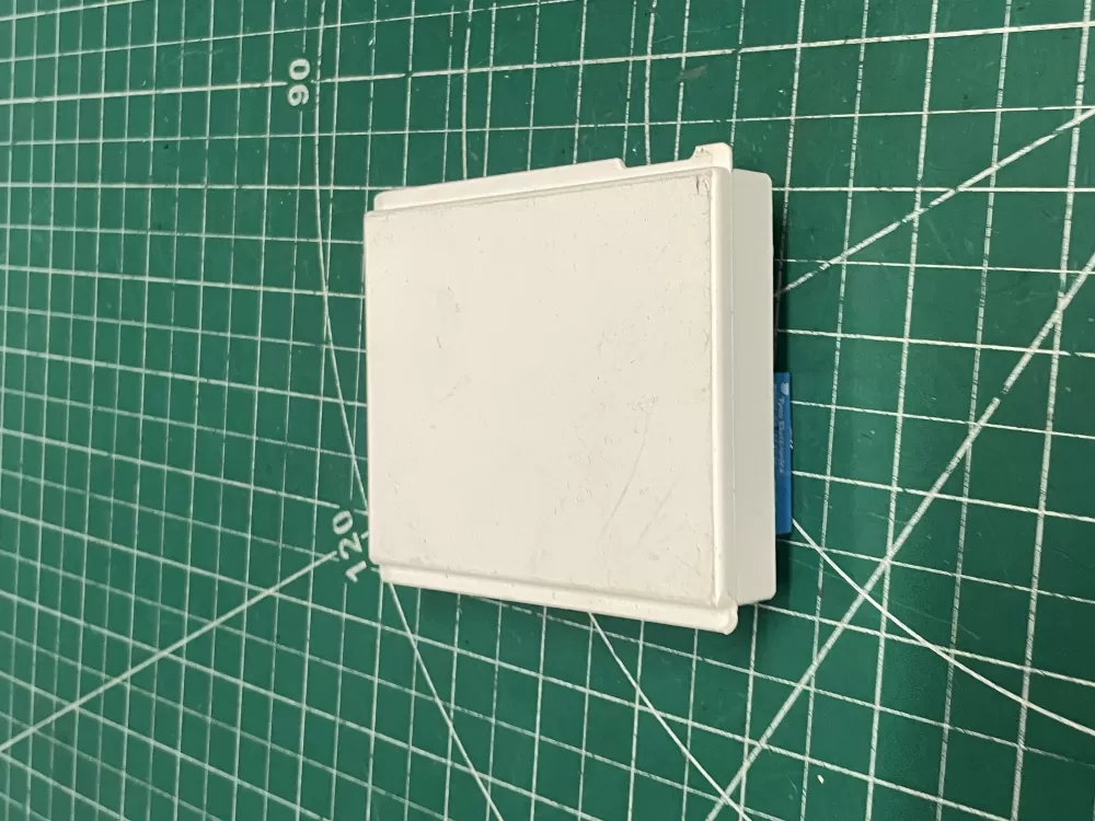 Kenmore LG EBR60070704 Refrigerator Control Board Dispenser AZ206100 | Wm2220