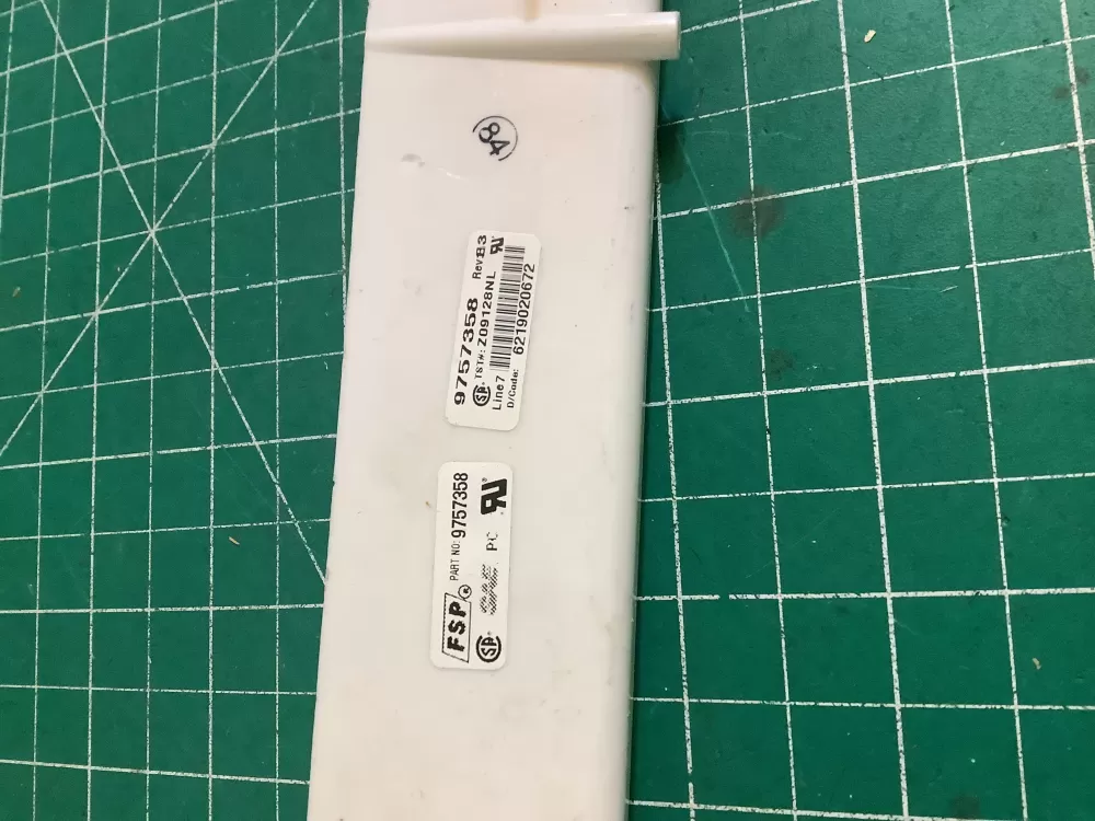 Whirlpool 9757358 Range Light Reflector AZ171679 | NRV18
