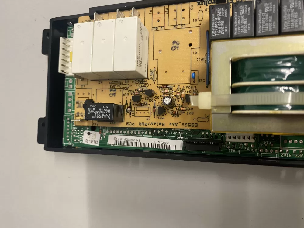 Genuine FRIGIDAIRE Range Oven   Control Board # 316560143 AZ225169 | BK713