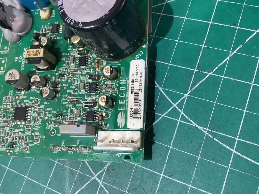 GE 219323004 Refrigerator Control Board Circuit AZ196850 | AR708