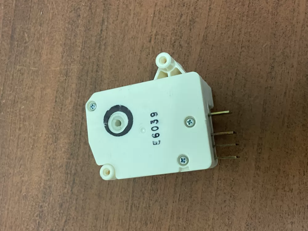 Frigidaire Kenmore 215846604 Refrigerator Defrost Timer AZ52566 | Wm1925