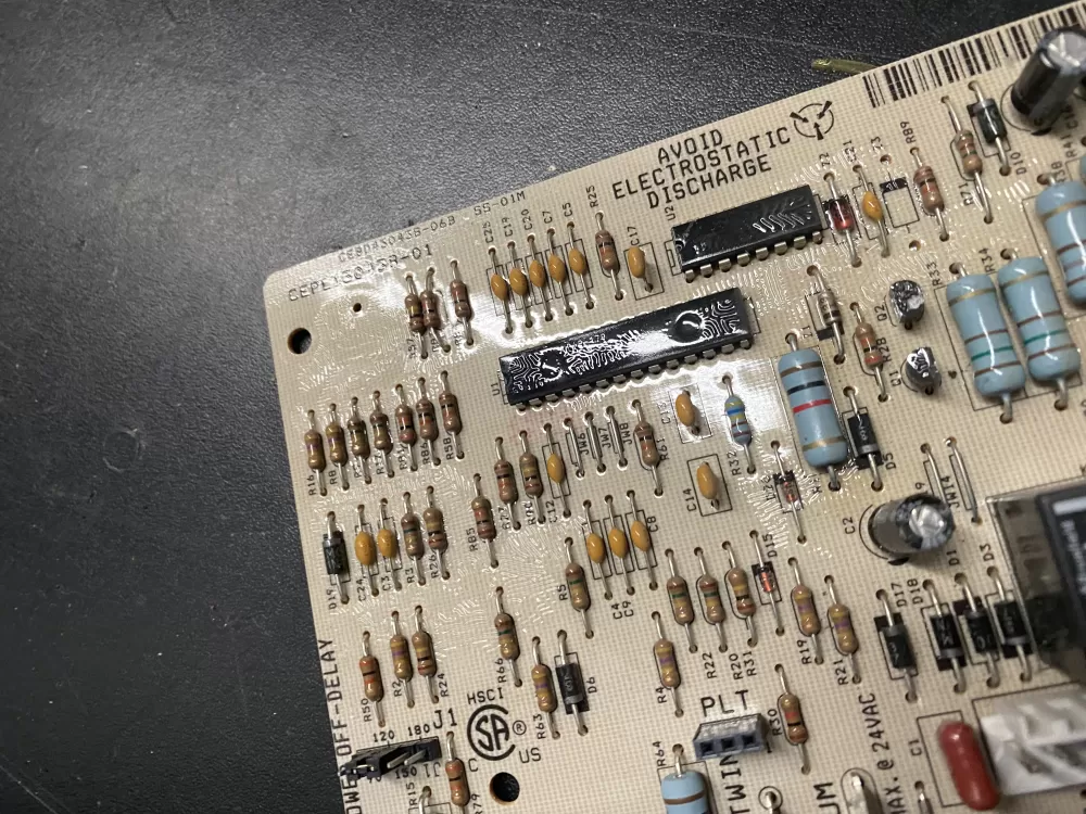 Carrier  Bryant HK42FZ013 Furnace Control Board Circuit