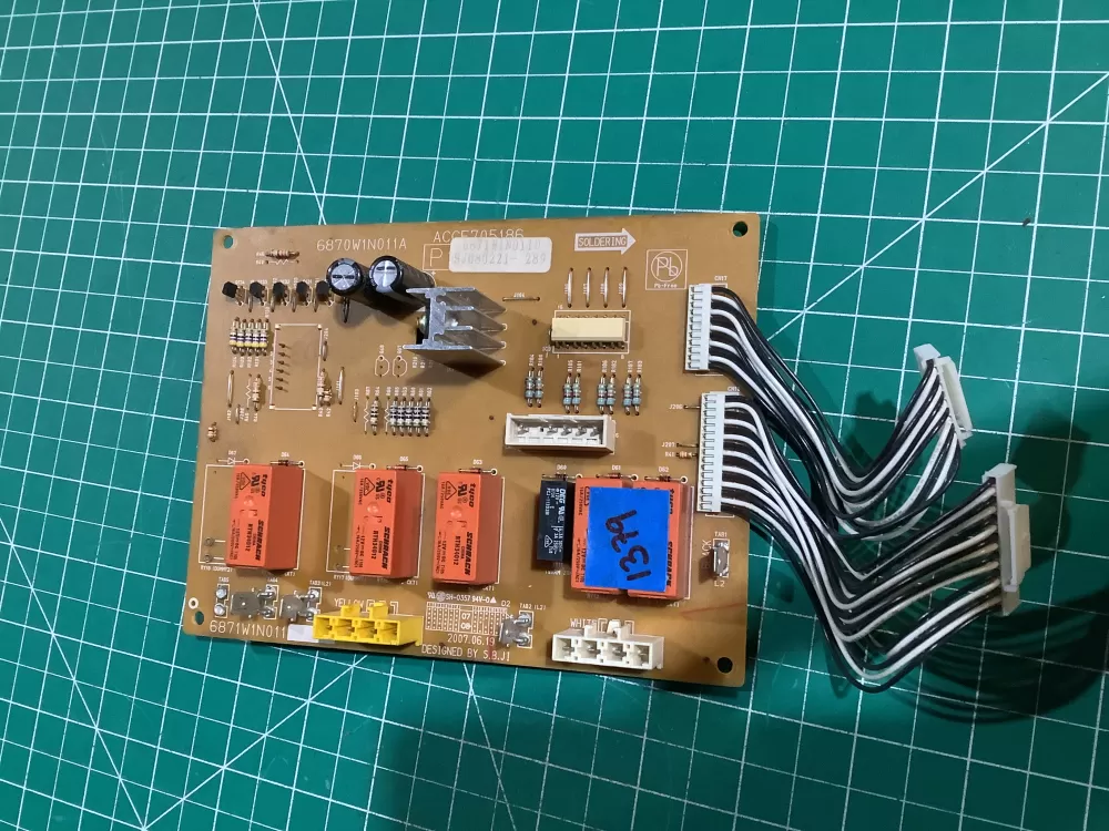 LG 6870W1N011A Range Oven Control Board Used AZ151118 | NR1379