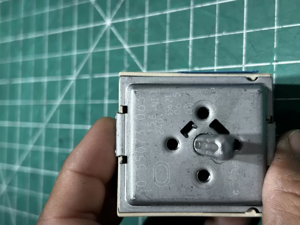 Frigidaire 55073063 Oven Dual Surface Element Switch