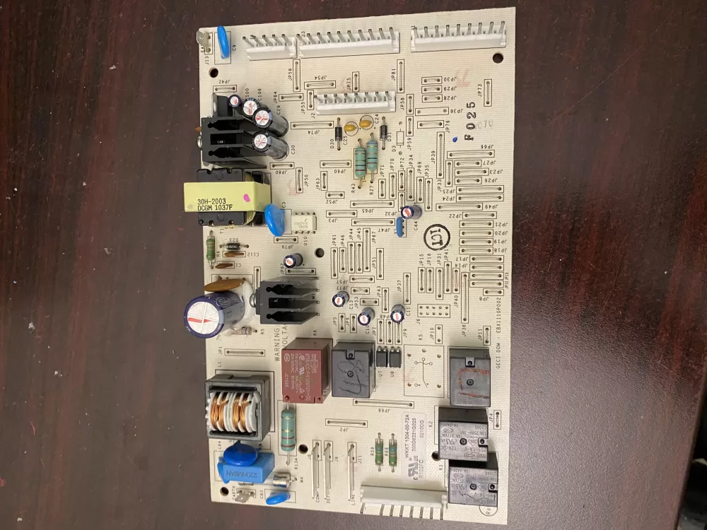 GE WR55X11072 Refrigerator Control Board AZ39627 | BK564