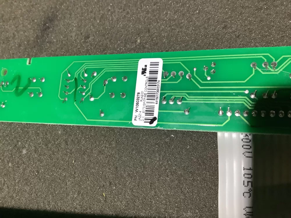 Whirlpool Maytag W10503278 Refrigerator Control Board AZ127100 | NR2294