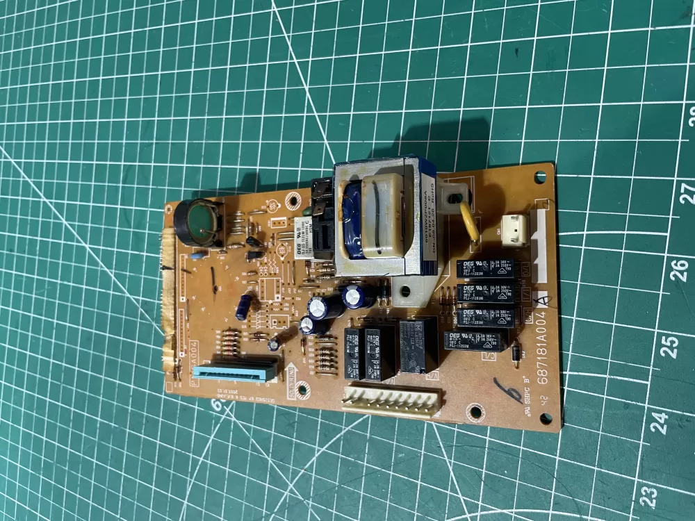 LG 687181A004A P1-6A004 Microwave Control Board