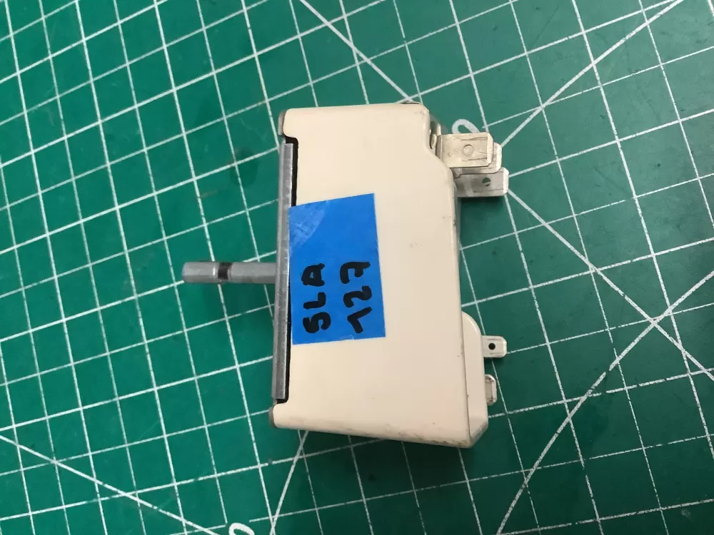 GE Kenmore 164D1816P05 Range Surface Burner Switch  AZ202172 | SL127