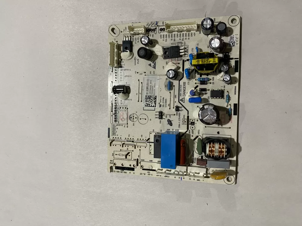 Hisense HRB17N6ASE Refrigerator Electronic Control Board AZ166618 | BK2559