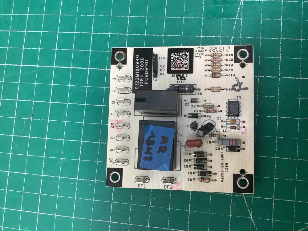 Goodman 1084 83 2023A  Control Board AZ222136 | AR1842