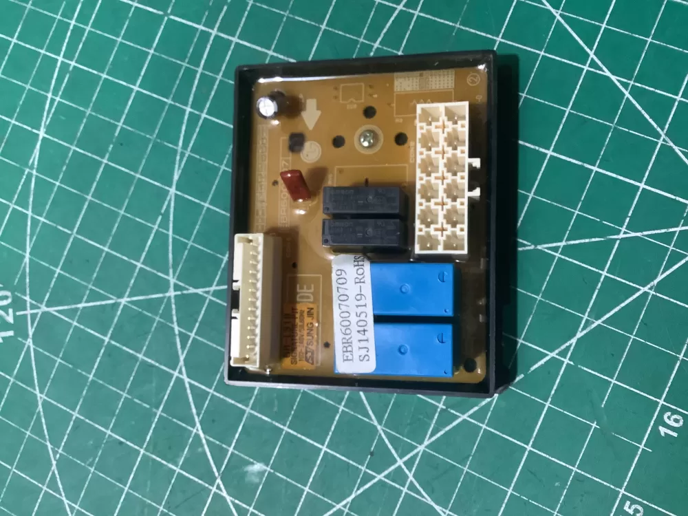 Kenmore LG EBR60070709 Refrigerator Control Board AZ190358 | AR322