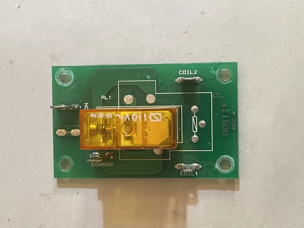 DDS171 Bosch Wall Oven Board - Relay