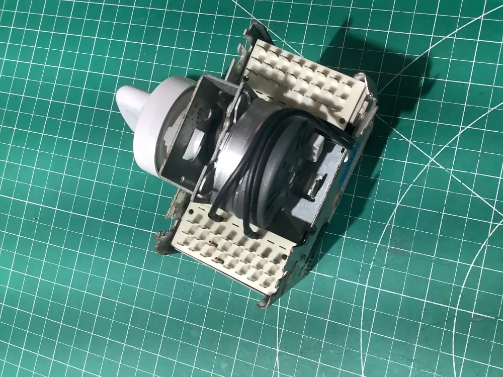 Frigidaire GE 134014700B Washer Timer AZ190305 | AR315