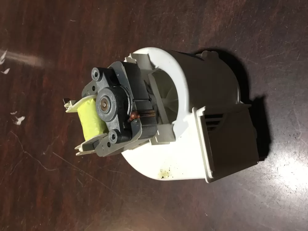 W10533502 Whirlpool Microwave Fan Cover