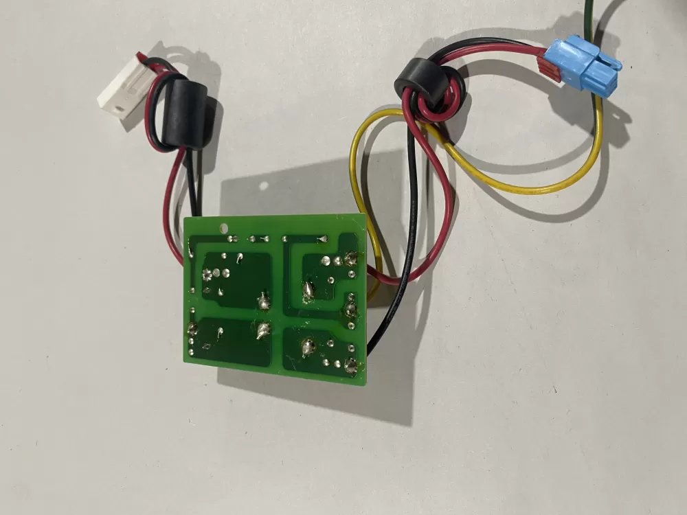 Samsung 00043D 00022B Refrigerator Control Board Noise Filter AZ185162 | BK682