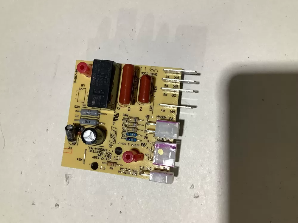 Whirlpool 9-657-00  W10353224 Refrigerator Control Board